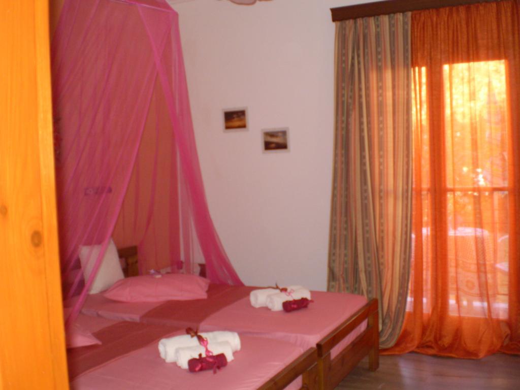 Sofia Margarita'S Rooms Ájosz Górdiosz Szoba fotó