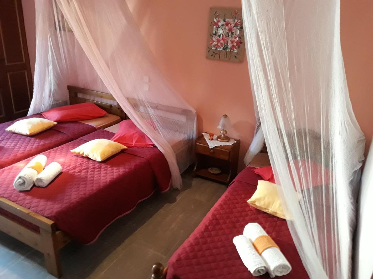 Sofia Margarita'S Rooms Ájosz Górdiosz Kültér fotó